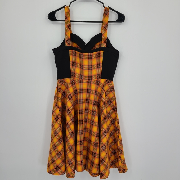 Orchid Bloom Plaid Corset Dress - Picture 13 of 13